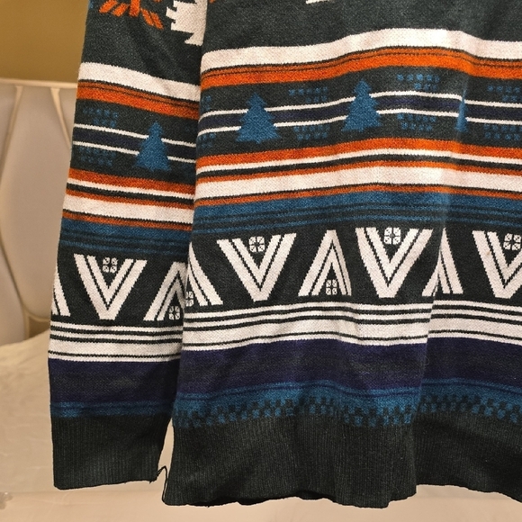 Paul Jones Men's Patterned Cardigan in Blue, Orange, and White - Picture 7 of 15